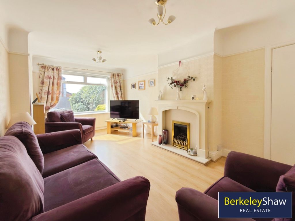 Property photo 3 of 18 Pbox-Img.Jpg