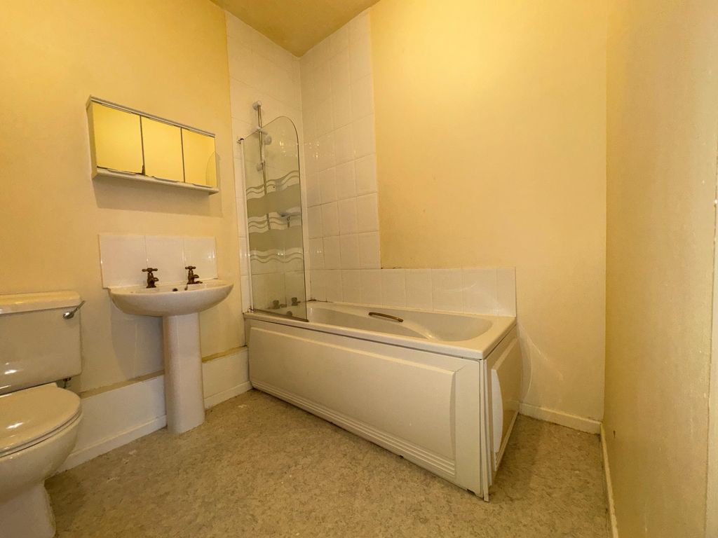 Property photo 3 of 16 Property