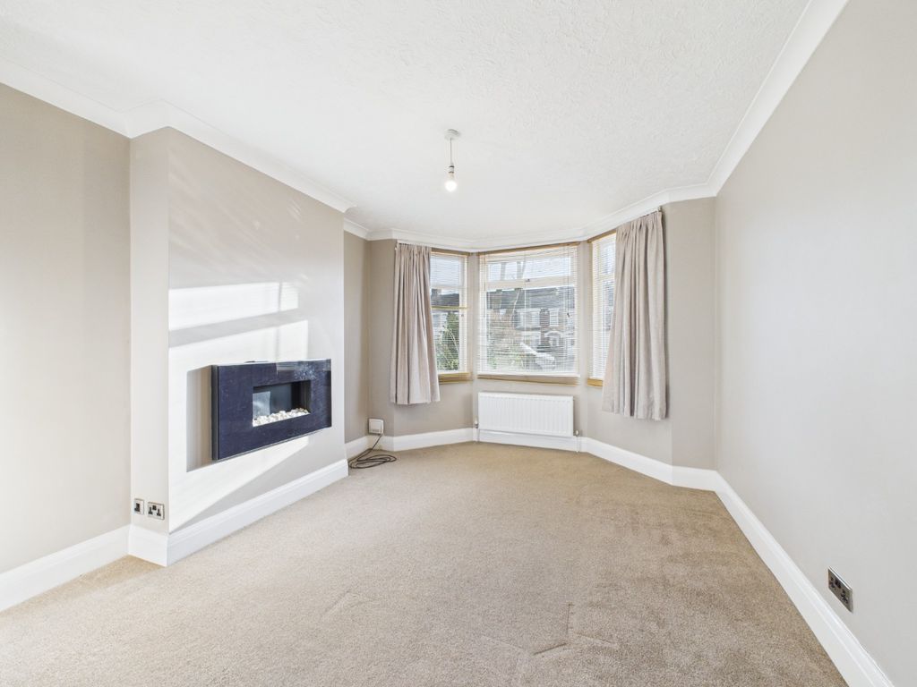 Property photo 2 of 11 4777346