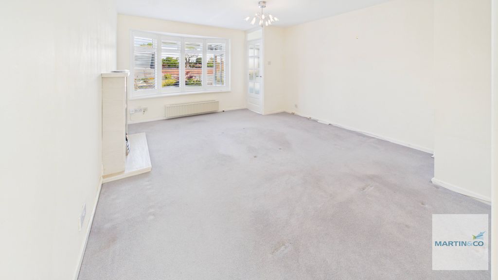 Property photo 2 of 13 Cam03663G0-Pr0275-Still001