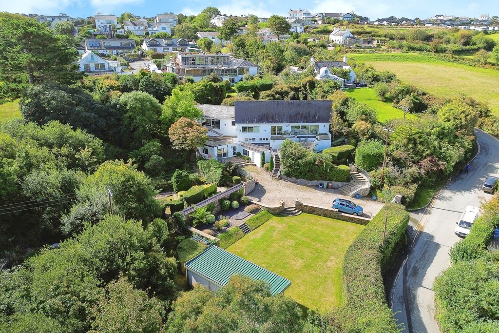 Property photo 1 of 27 Drone