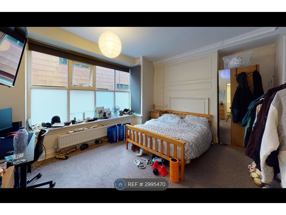 Property photo 3 of 26