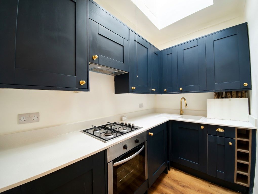 Property photo 2 of 7 Image