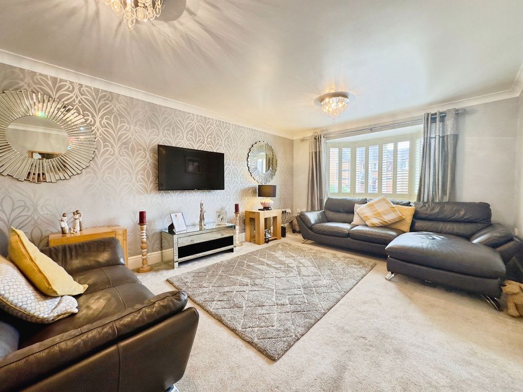 Property photo 3 of 56