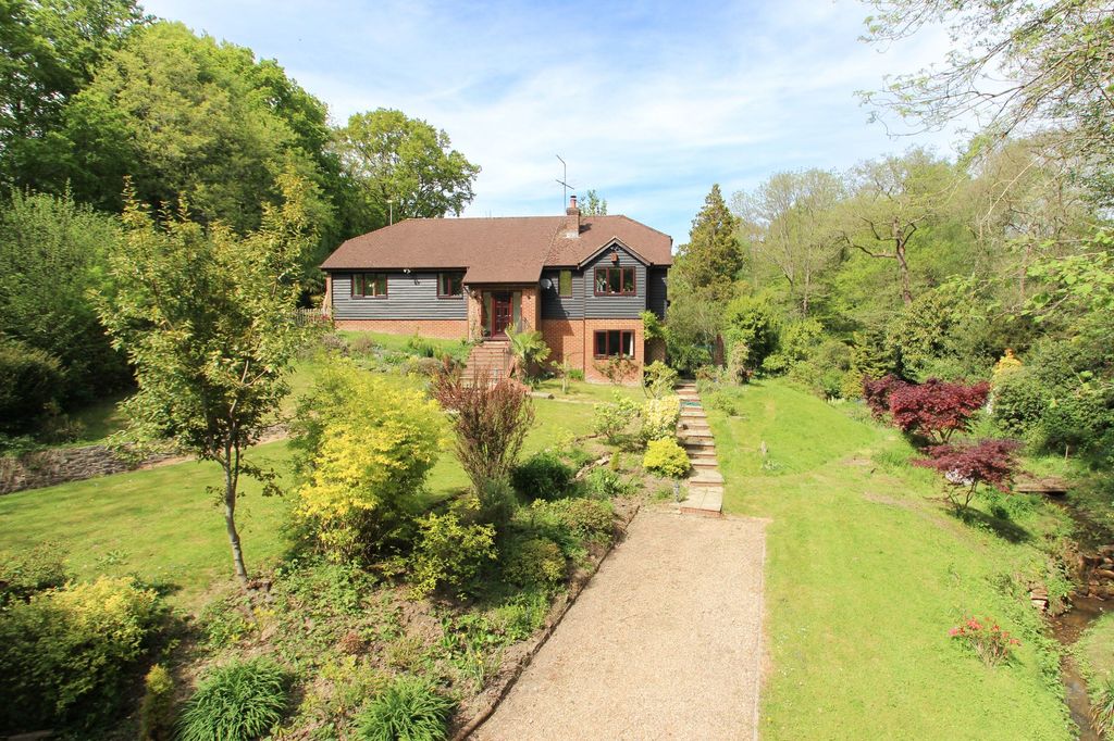 Property photo 1 of 33