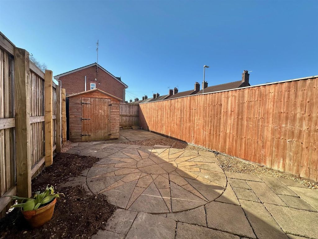 Property photo 2 of 22 Fgzgwtli00Q_Pt-Fubfbma.Jpg