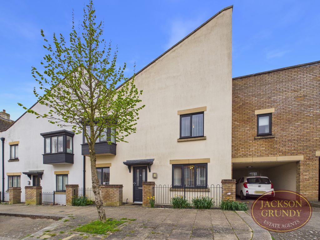 Property photo 1 of 16 Ashby Wood Drive