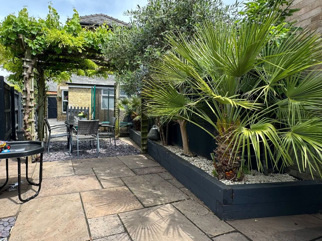 Property photo 3 of 17