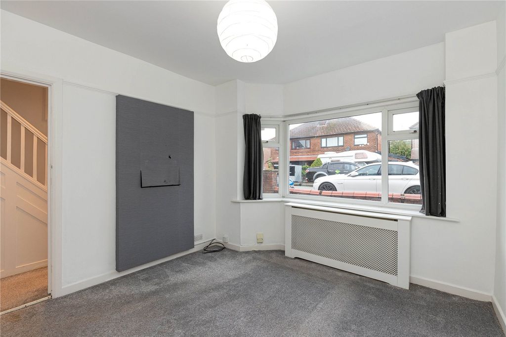 Property photo 2 of 10 Living Room