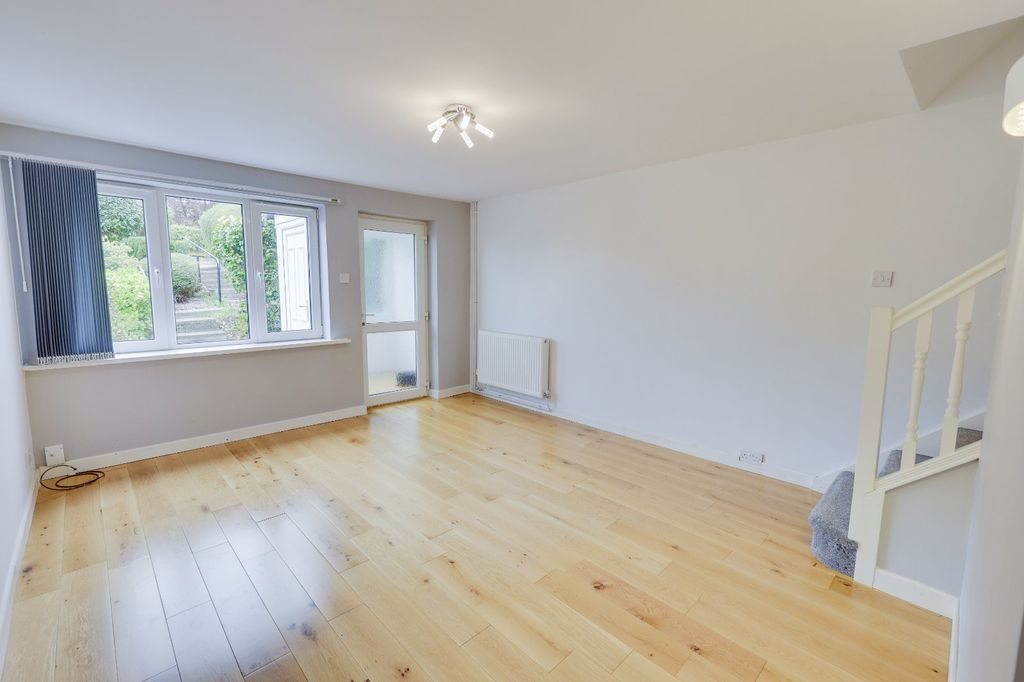 Property photo 2 of 14 Picture No. 41