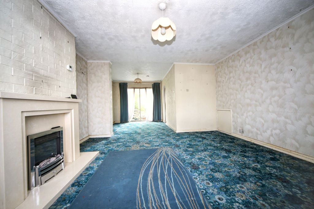 Property photo 3 of 22