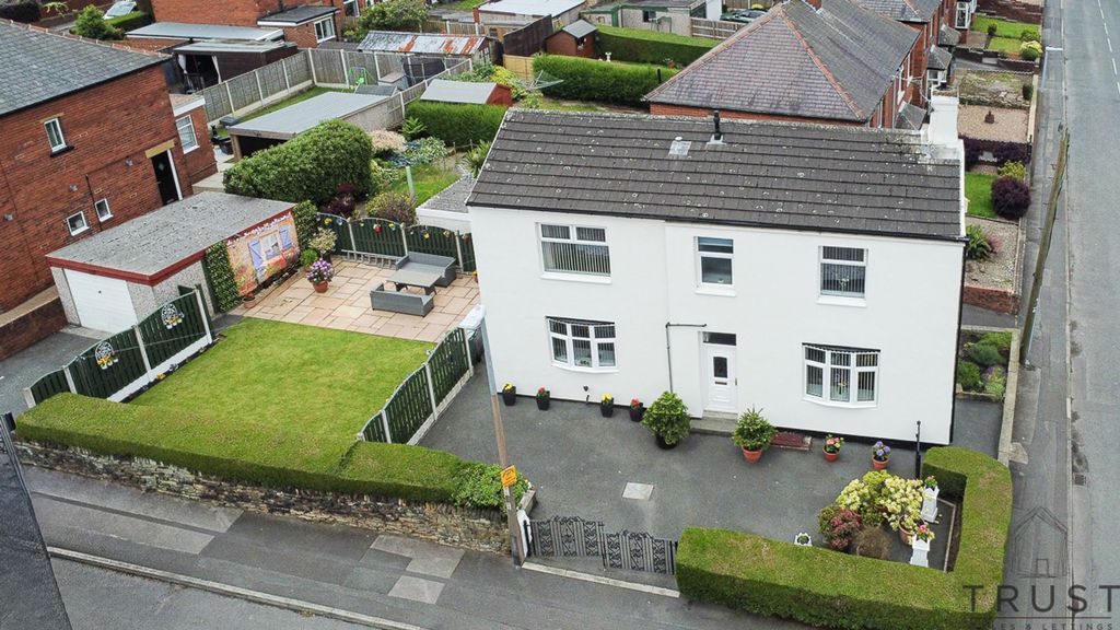 Property photo 1 of 30