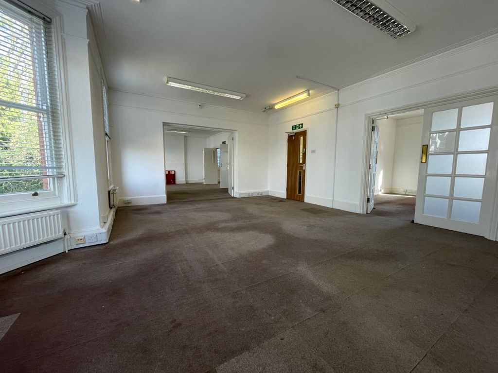 Property photo 2 of 7 Photo 1