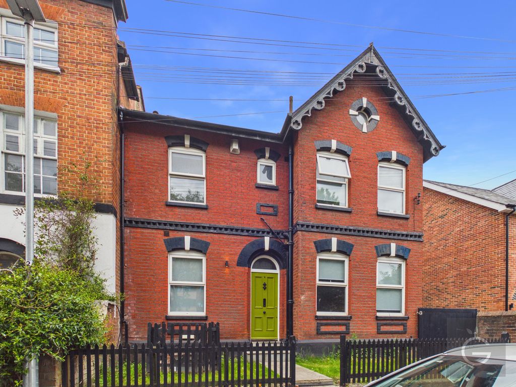 Property photo 1 of 43