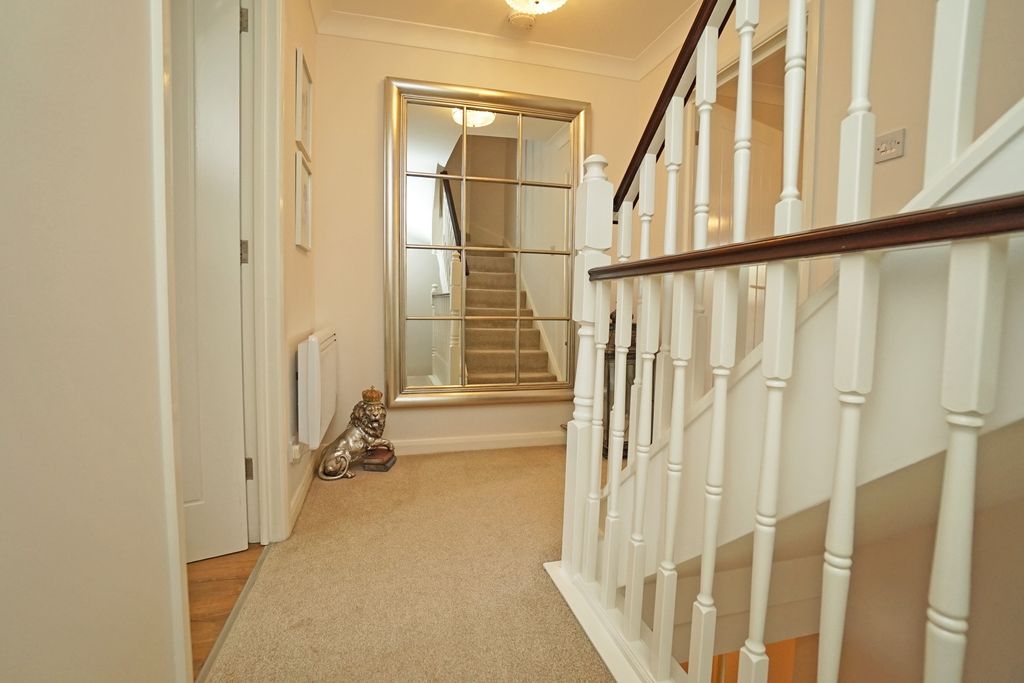 Additional image 36 of 5 bed terraced house for saleSennen Place, Port Solent, Portsmouth PO6
