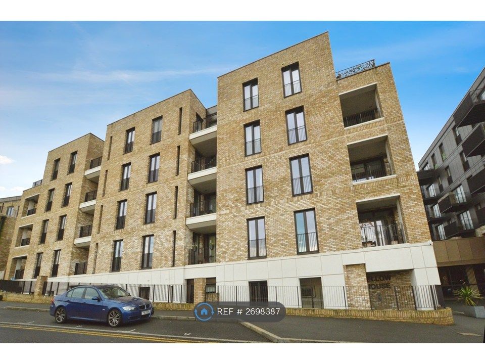 Property photo 1 of 17 Building