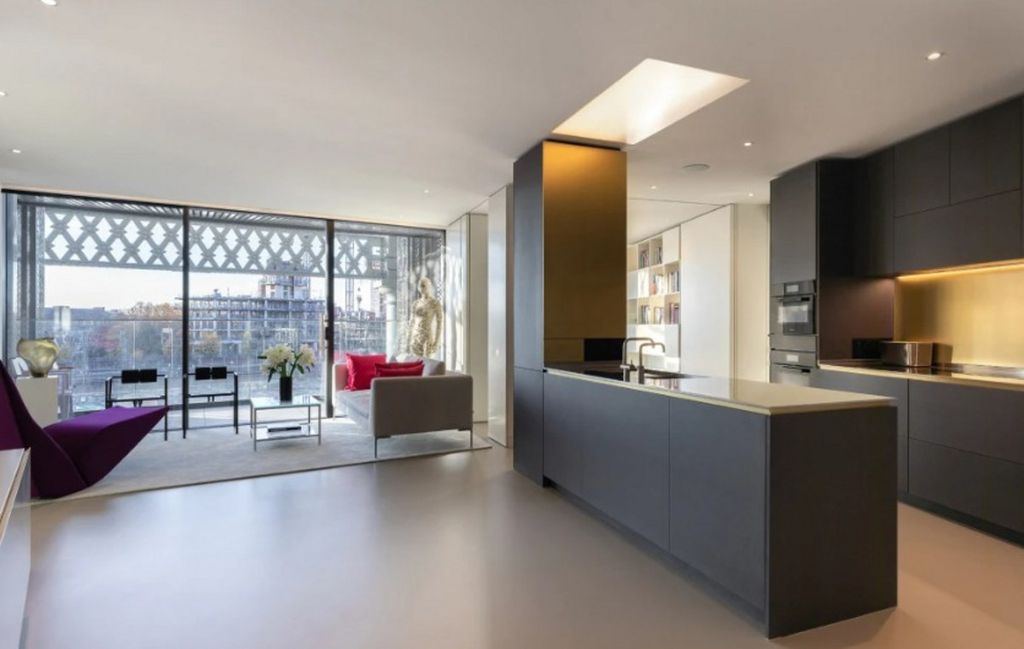 Property photo 1 of 6