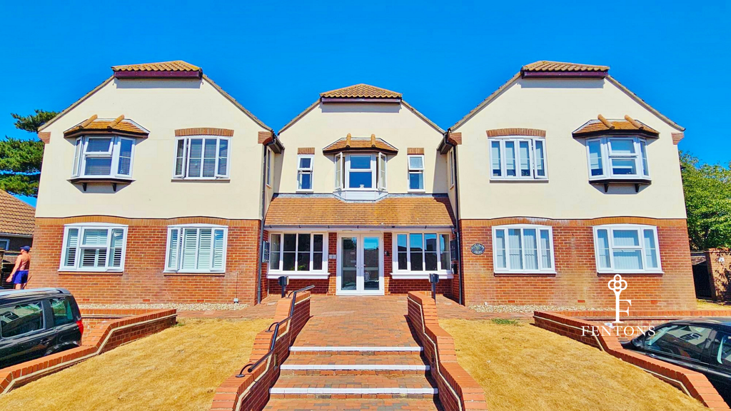 Property photo 1 of 20 Front (Exterior)