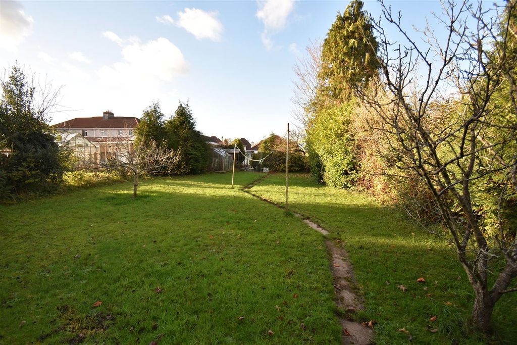 Property photo 3 of 19