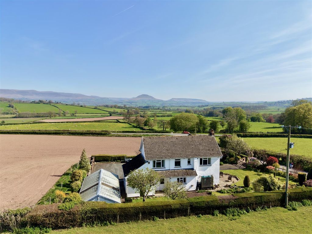 Property photo 2 of 31 Dji_Fly_20260423_155948_0470_1776959522634_Photo.J