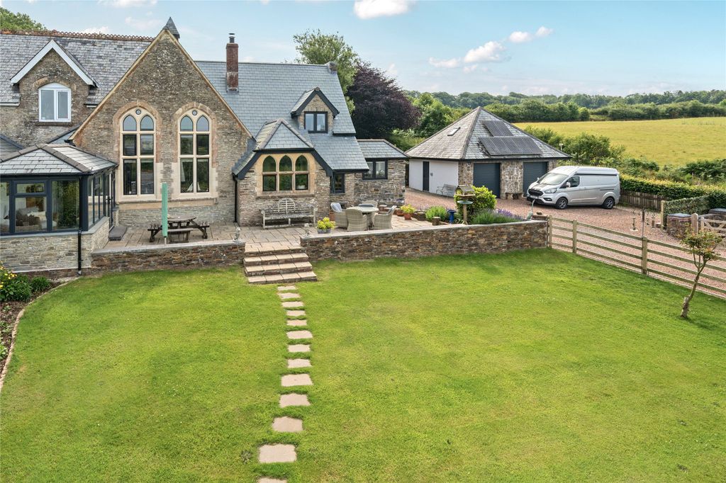 Property photo 1 of 29 Picture No. 07