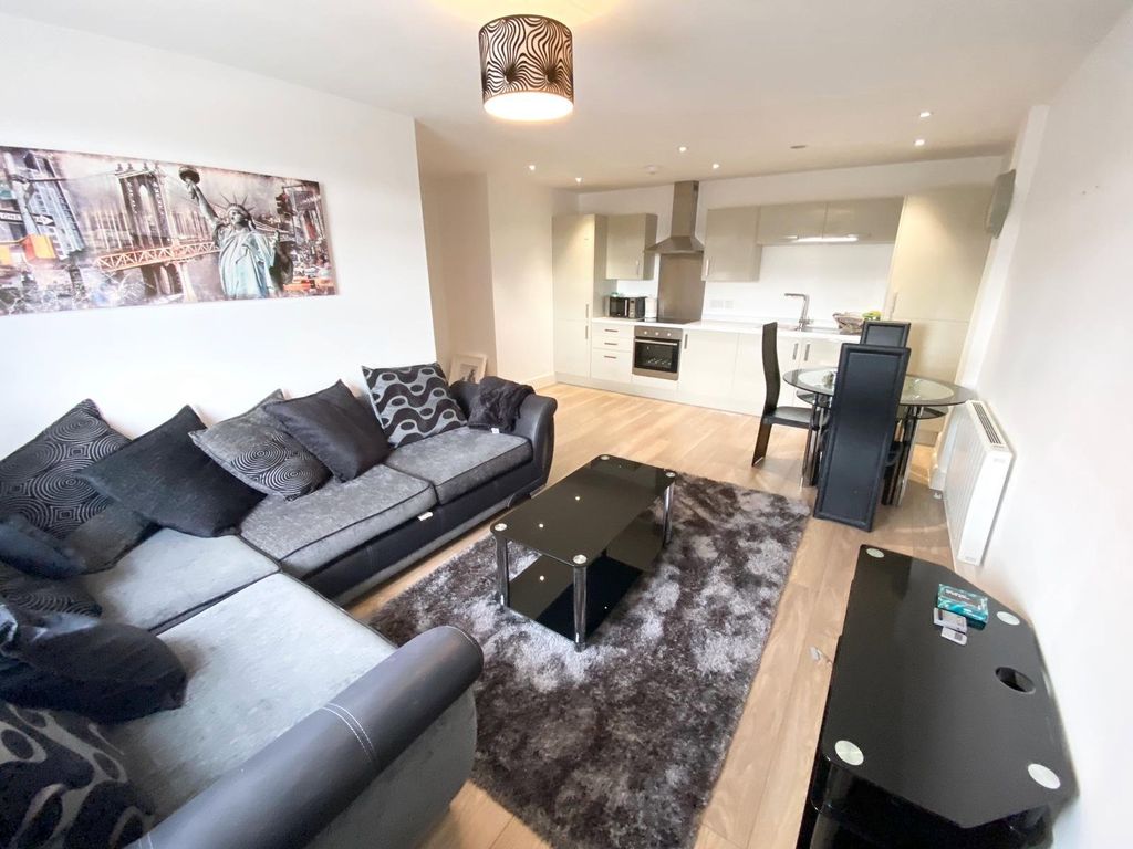 Property photo 3 of 7