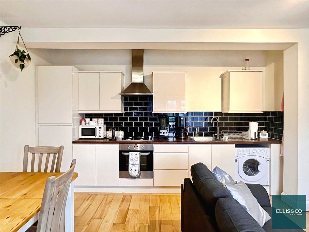 Property photo 3 of 8 Picture No. 03