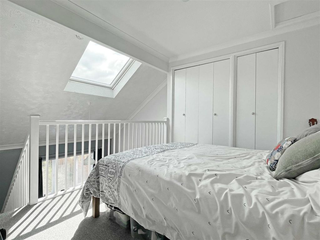 Property photo 2 of 11 B(3).Jpg