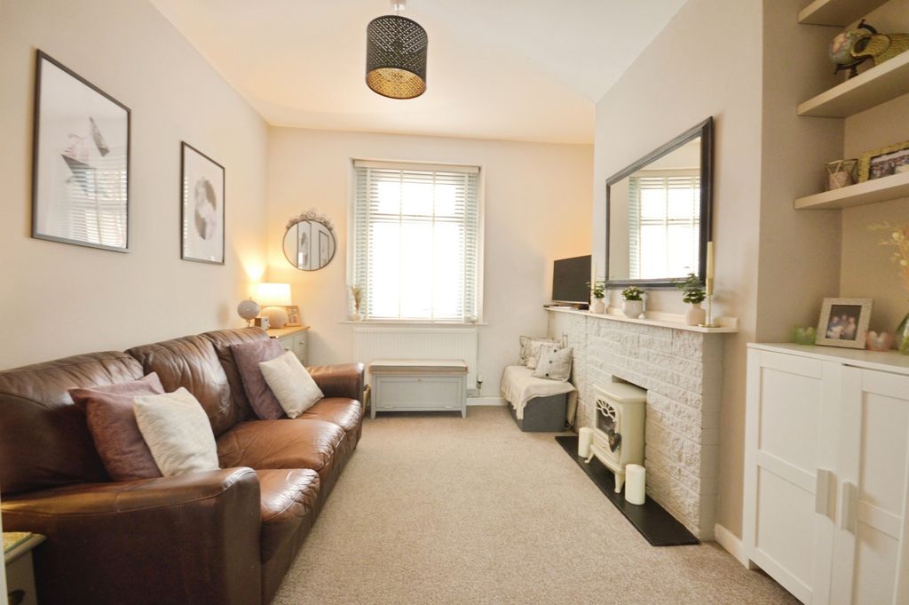 Property photo 2 of 14 Pbox-Img.Jpg