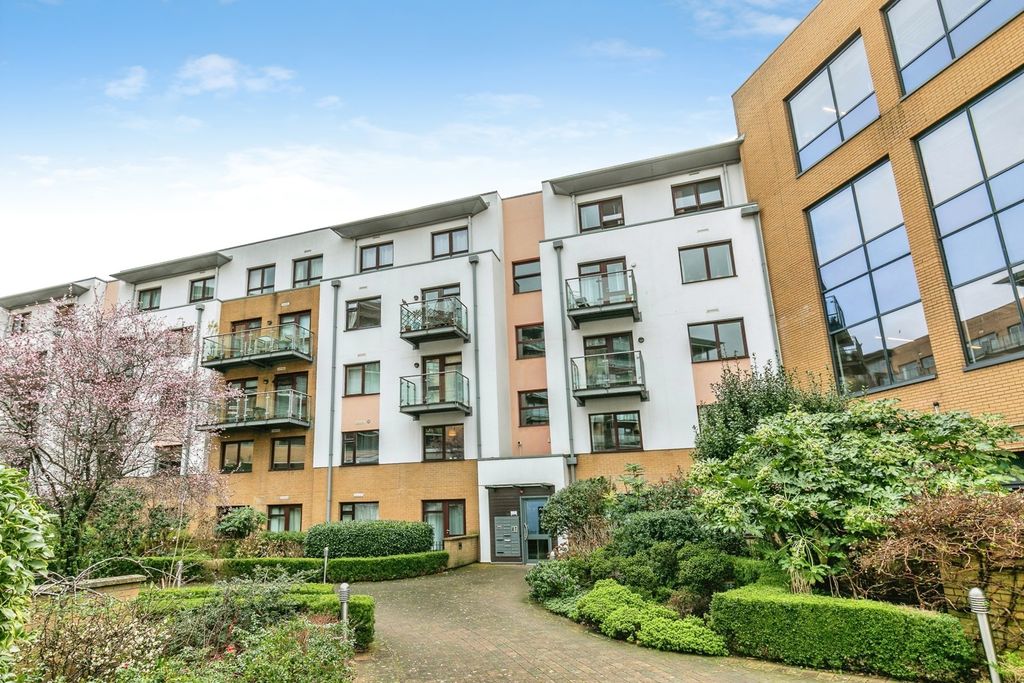 Property photo 1 of 11 Pbox-Img.Jpg