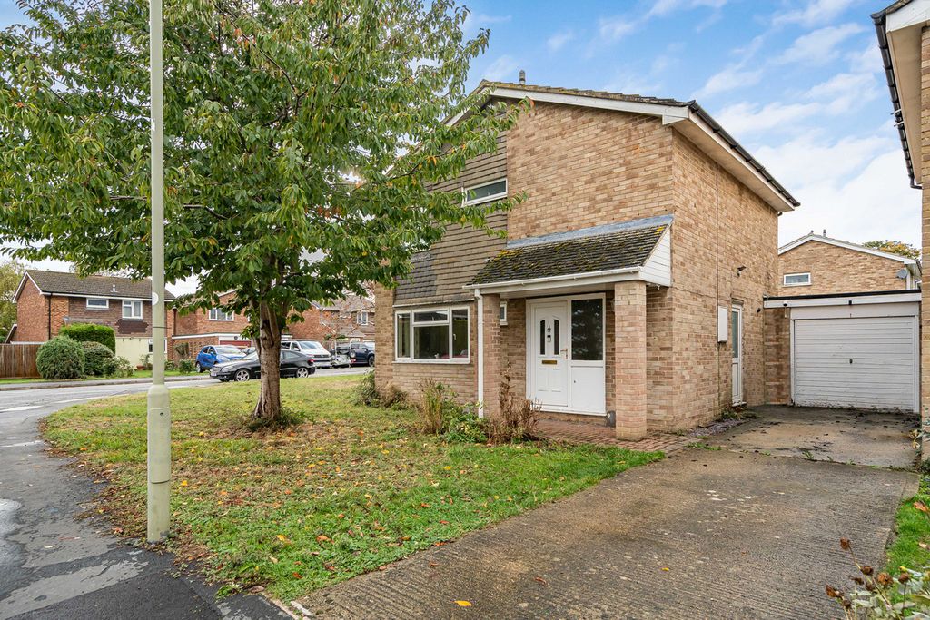 Property photo 1 of 19