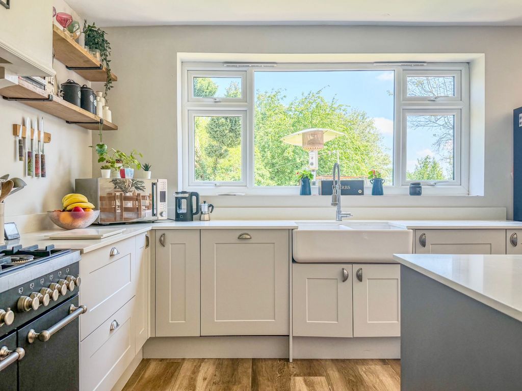 Property photo 3 of 35 Akeman Residential