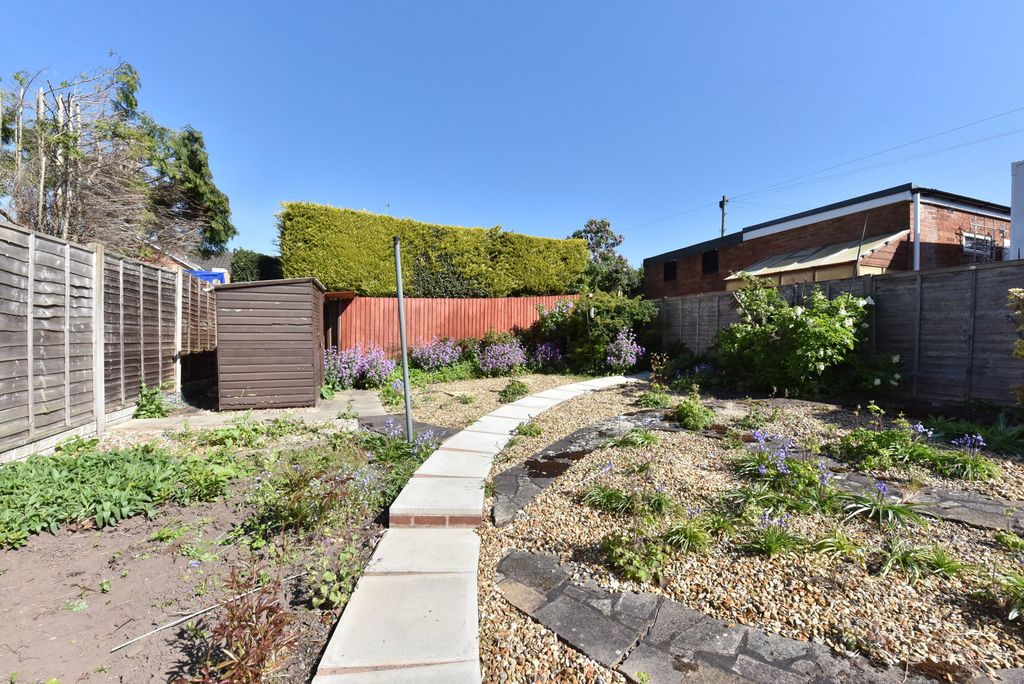 Property photo 3 of 13