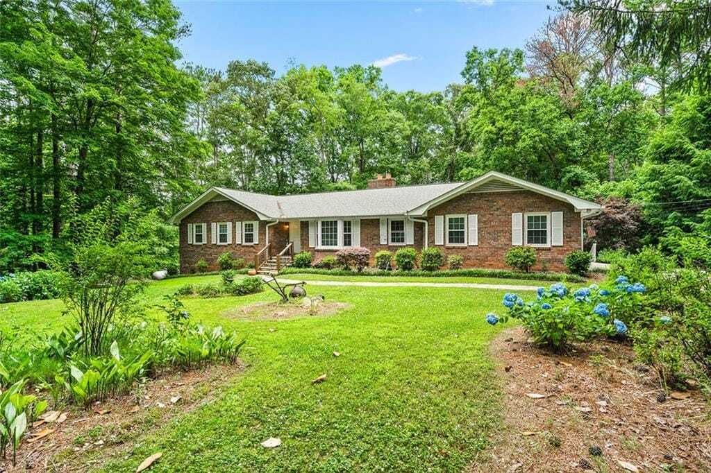 Property photo 1 of 31