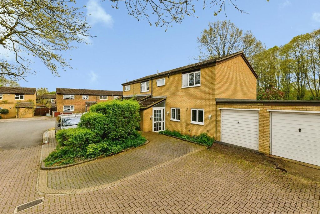 Property photo 1 of 20 Pbox-Img.Jpg