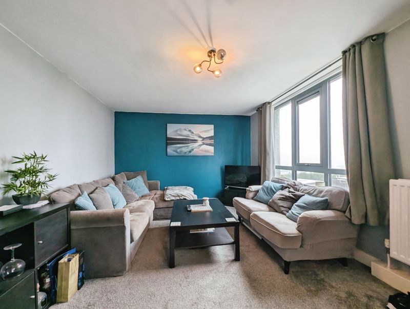 Property photo 2 of 7 Photo 10