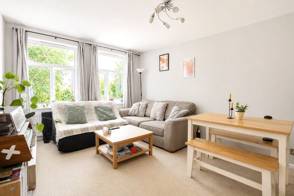 Property photo 1 of 10 Picture No. 05