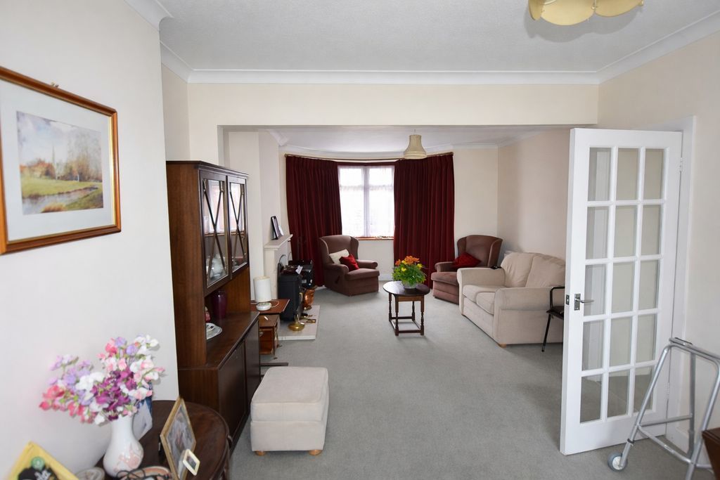 Property photo 3 of 13 Photo 16