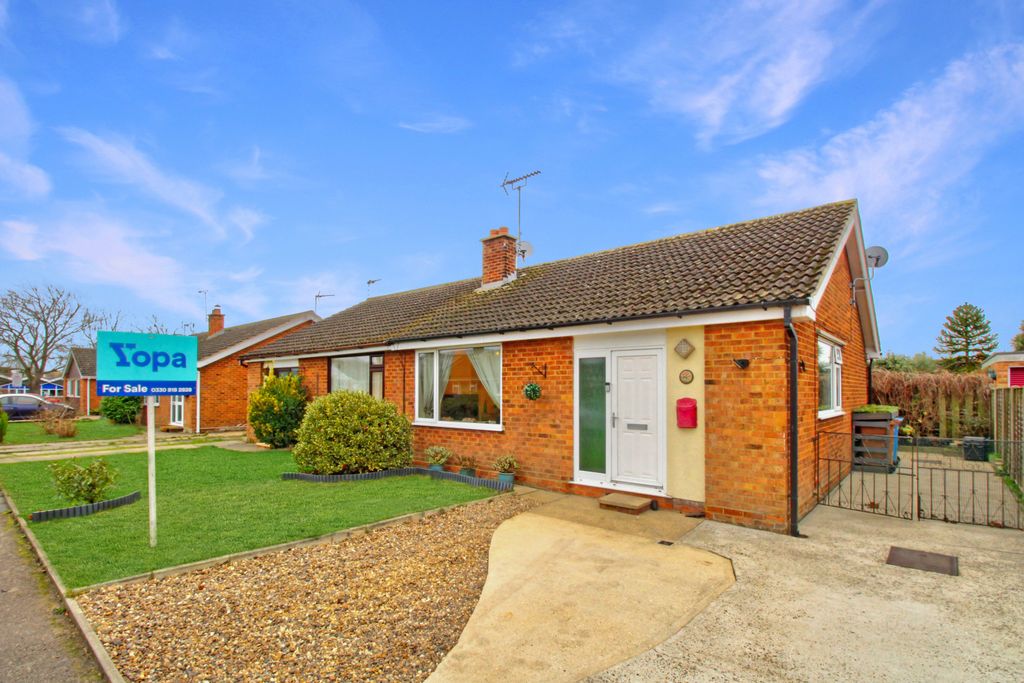 Property photo 1 of 13 Front