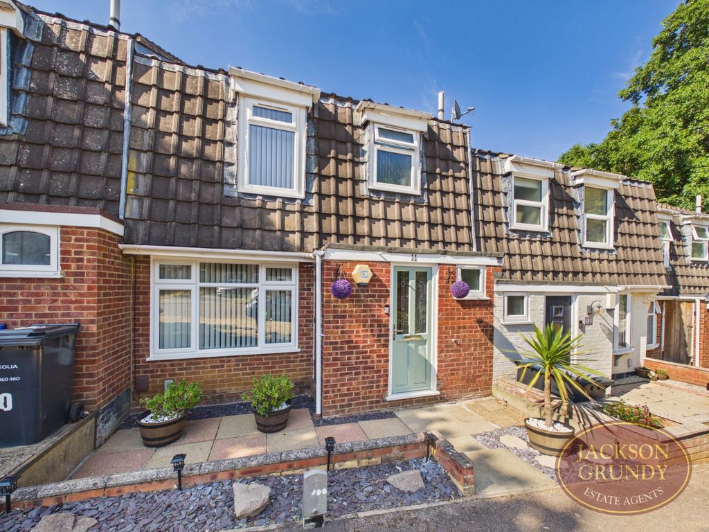 Property photo 1 of 19 Pritchard Close