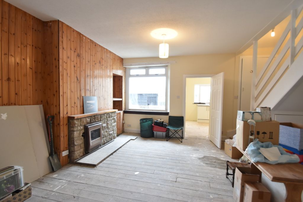 Property photo 2 of 23