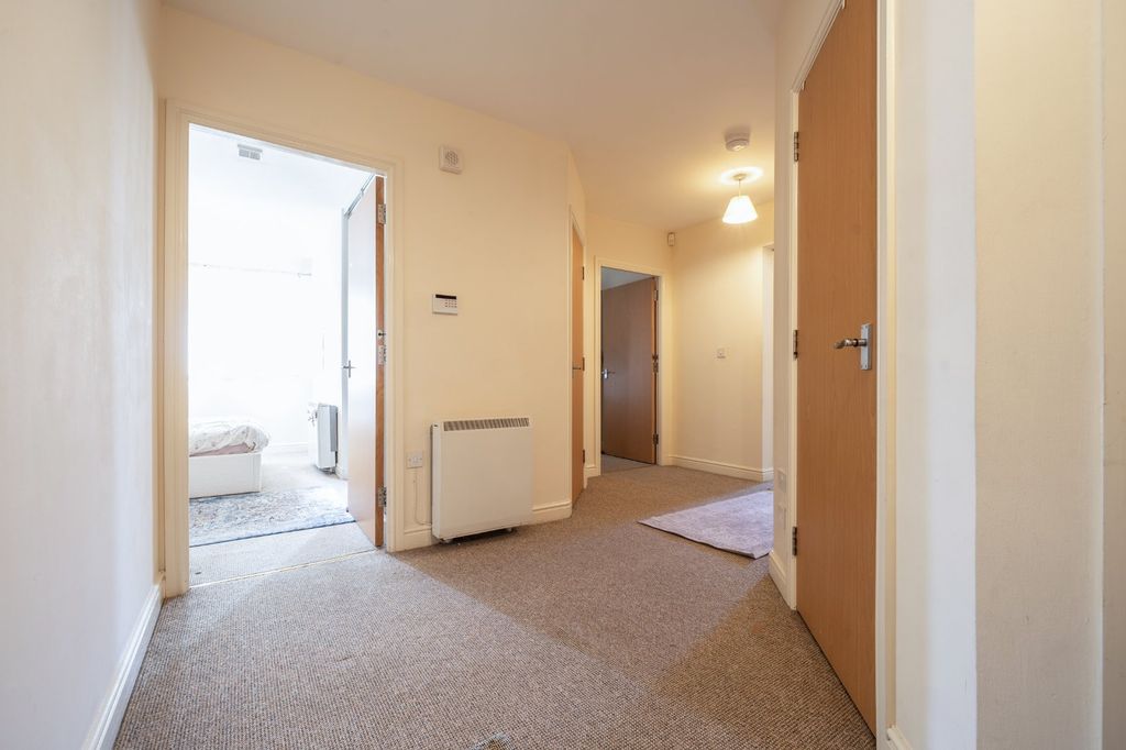 Property photo 2 of 11 Picture No. 25