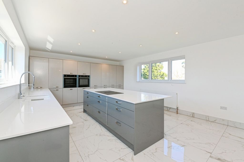 Property photo 1 of 30 Kitchen