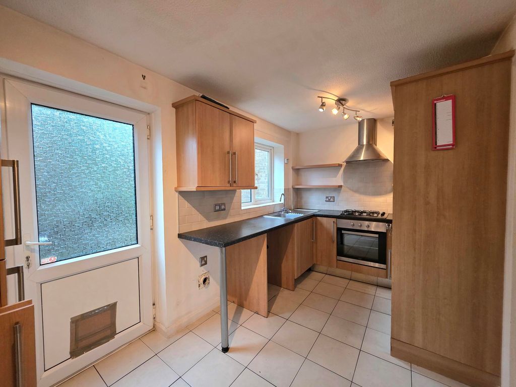 Property photo 2 of 8 Image