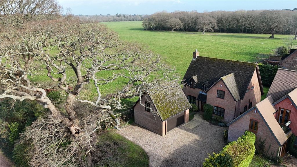 Property photo 2 of 18 Picture No. 02