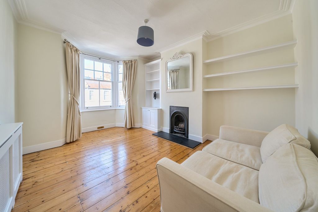 Property photo 2 of 20 Picture No. 15