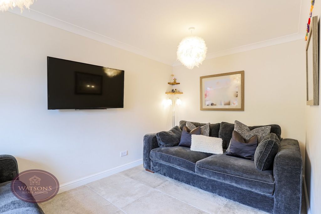 Property photo 3 of 25