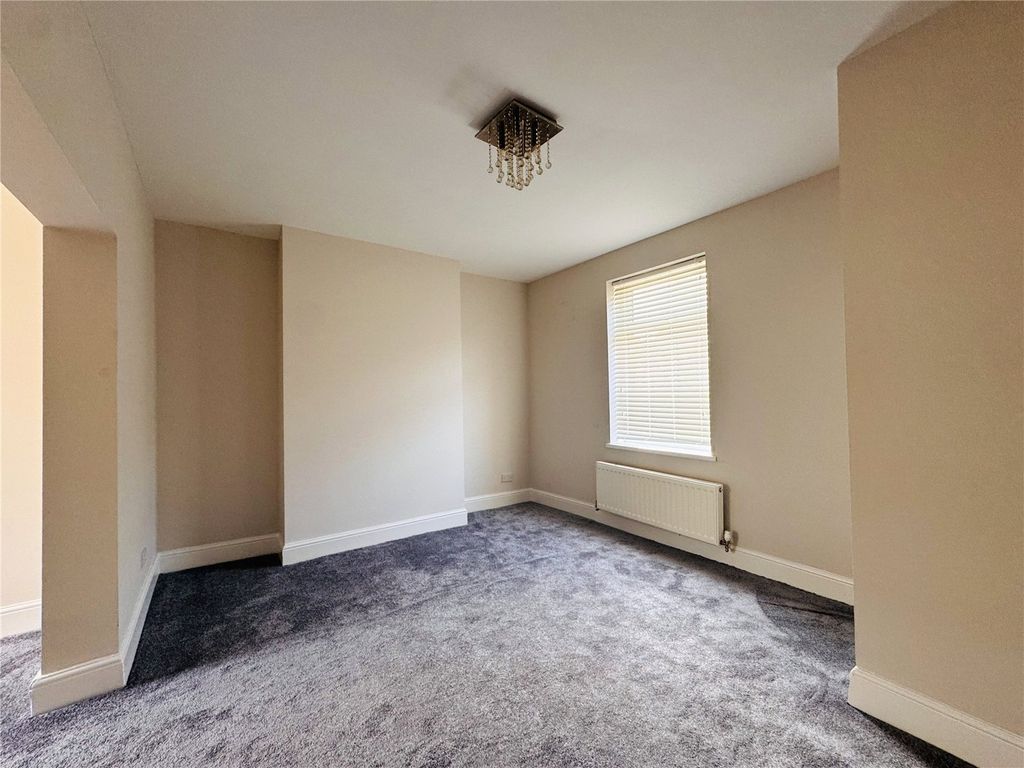 Property photo 2 of 18 Picture No. 02