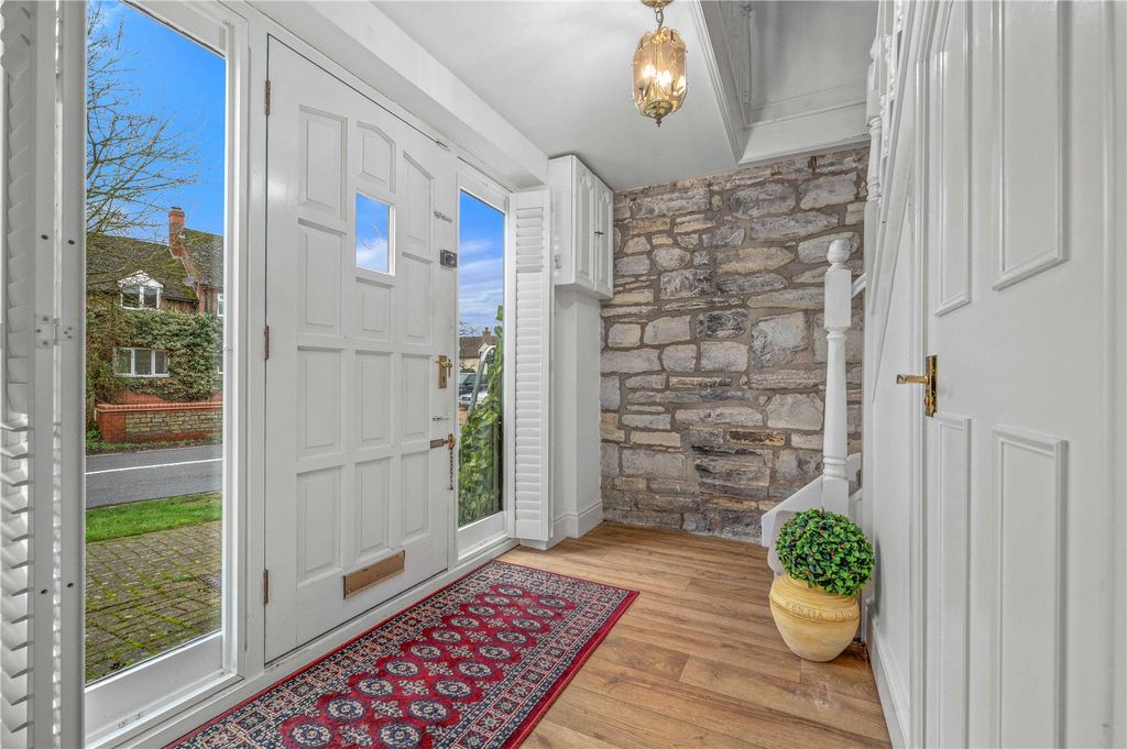 Property photo 2 of 22 Picture No. 09