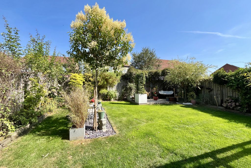 Property photo 3 of 24 22